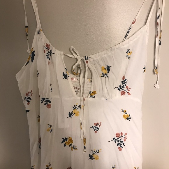 Dress - Picture 4 of 4